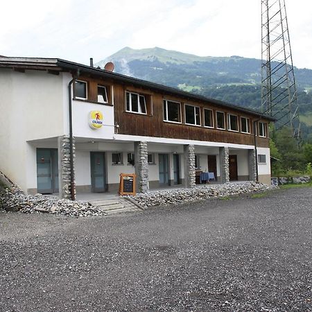 Sporti Grusch Hostel ภายนอก รูปภาพ